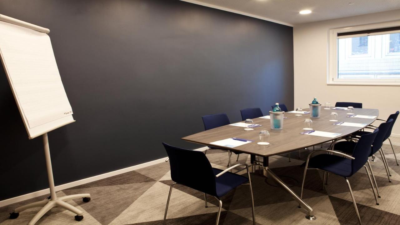 Holiday Inn Express Bochum By Ihg Luaran gambar